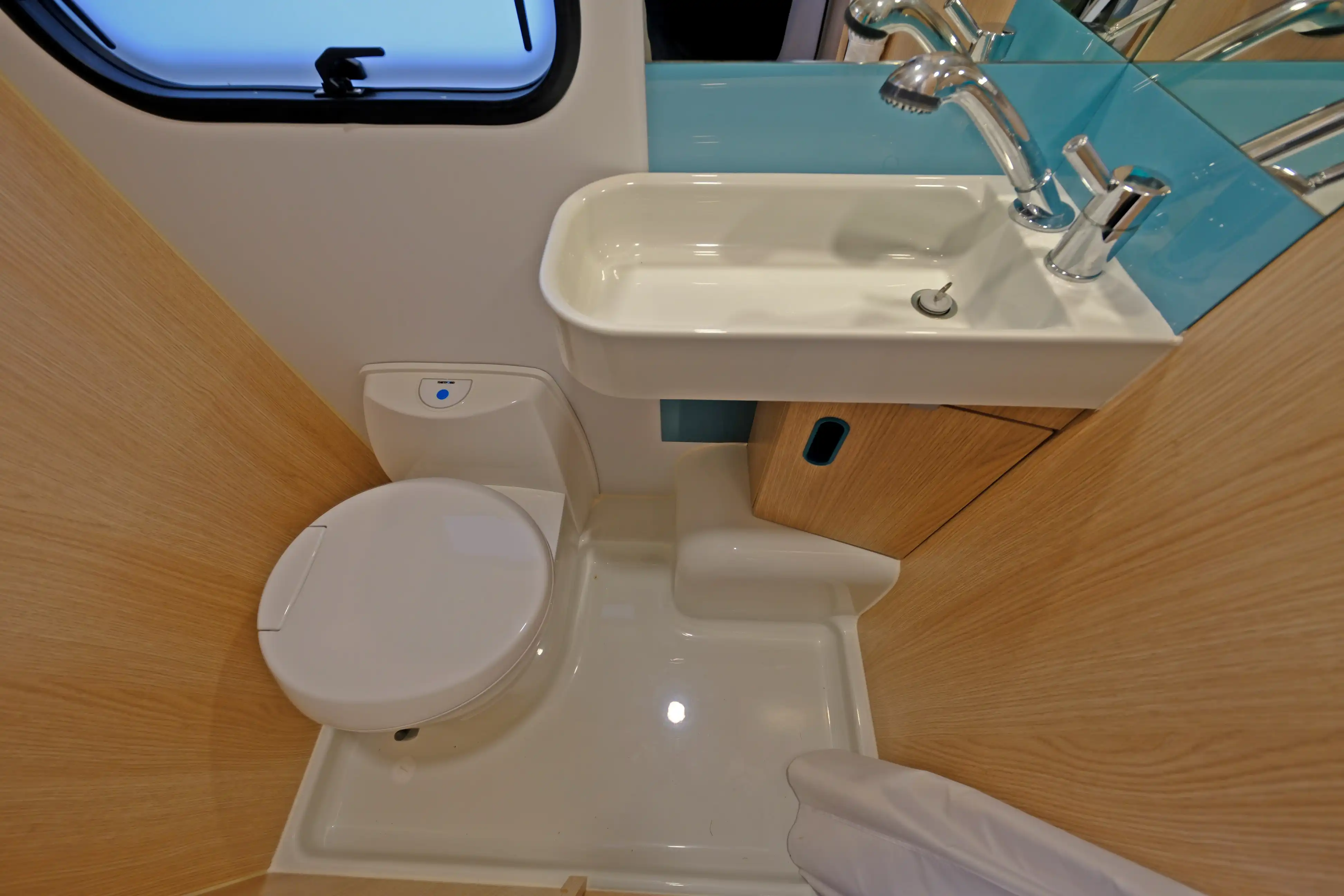 ADRIA Aviva 360 DK